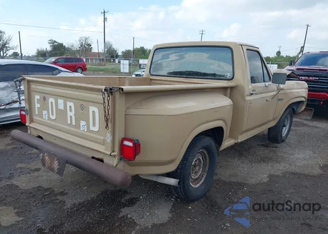 1983 Ford F100 z USA, uszkodzony, nr VIN 1FTCF10Y1DPA08516
